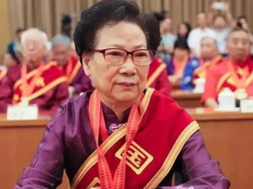 名中医推荐女人40多岁养生,名老女中医养生秘诀