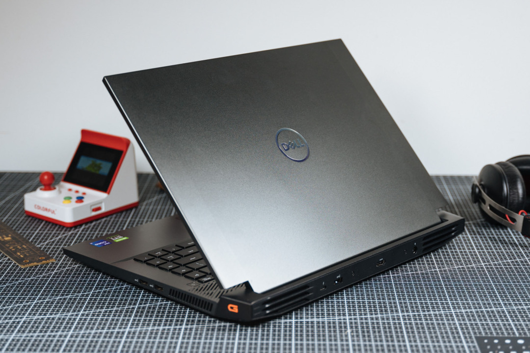 戴尔游匣g16对比外星人m16,戴尔游匣g15i53060外星人