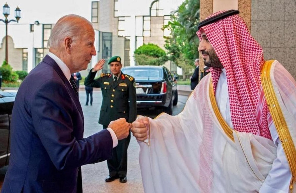 沙特向中国借了多少钱人民币,沙特这么有钱为什么还要借人民币