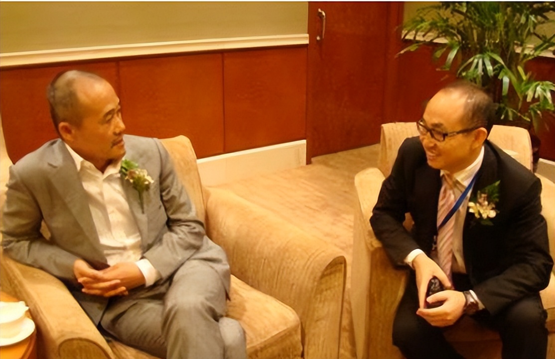 王石与前妻的婚姻,王石为什么和前妻离婚