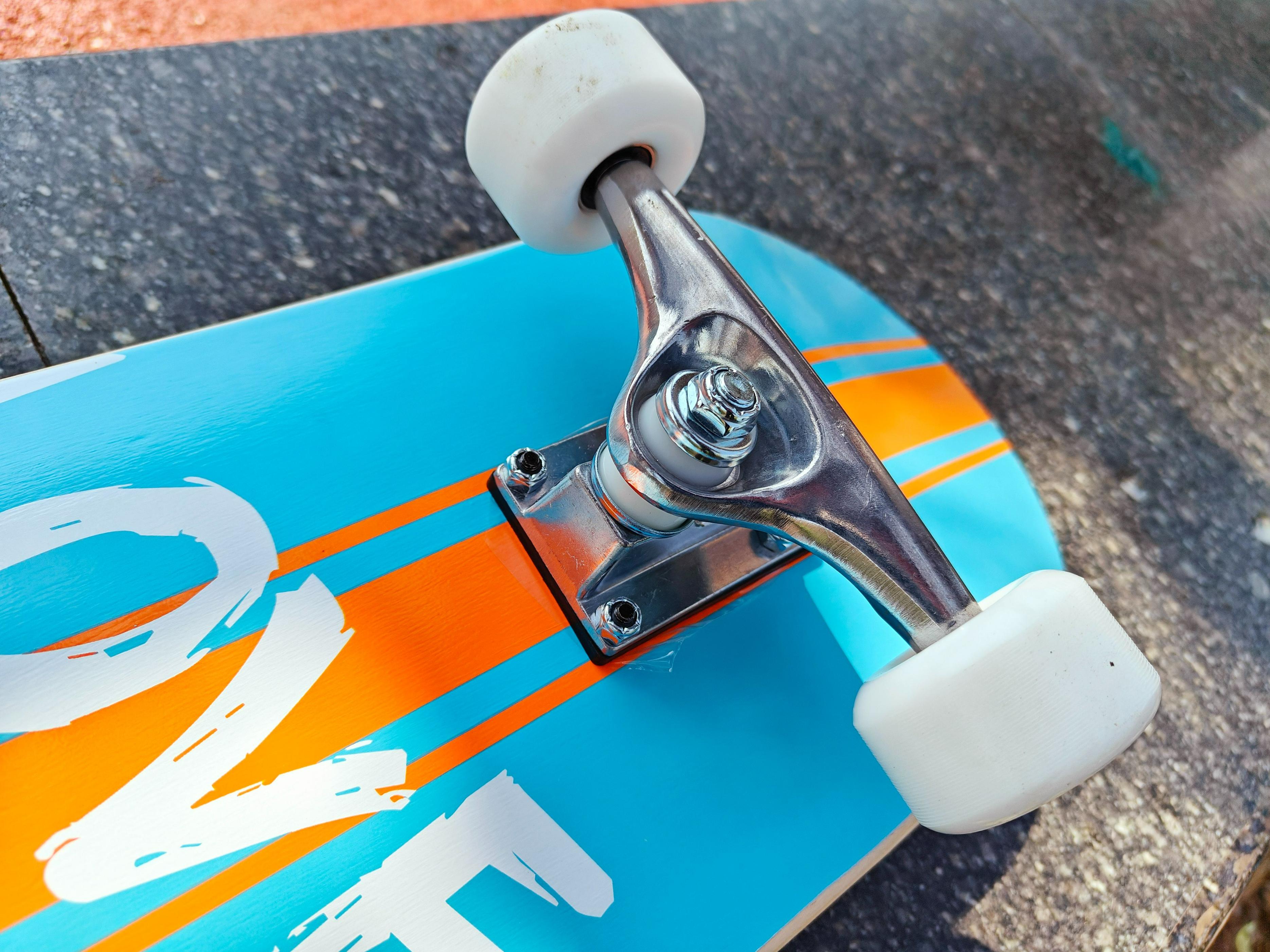 700元买滑板,电动滑板推荐700元