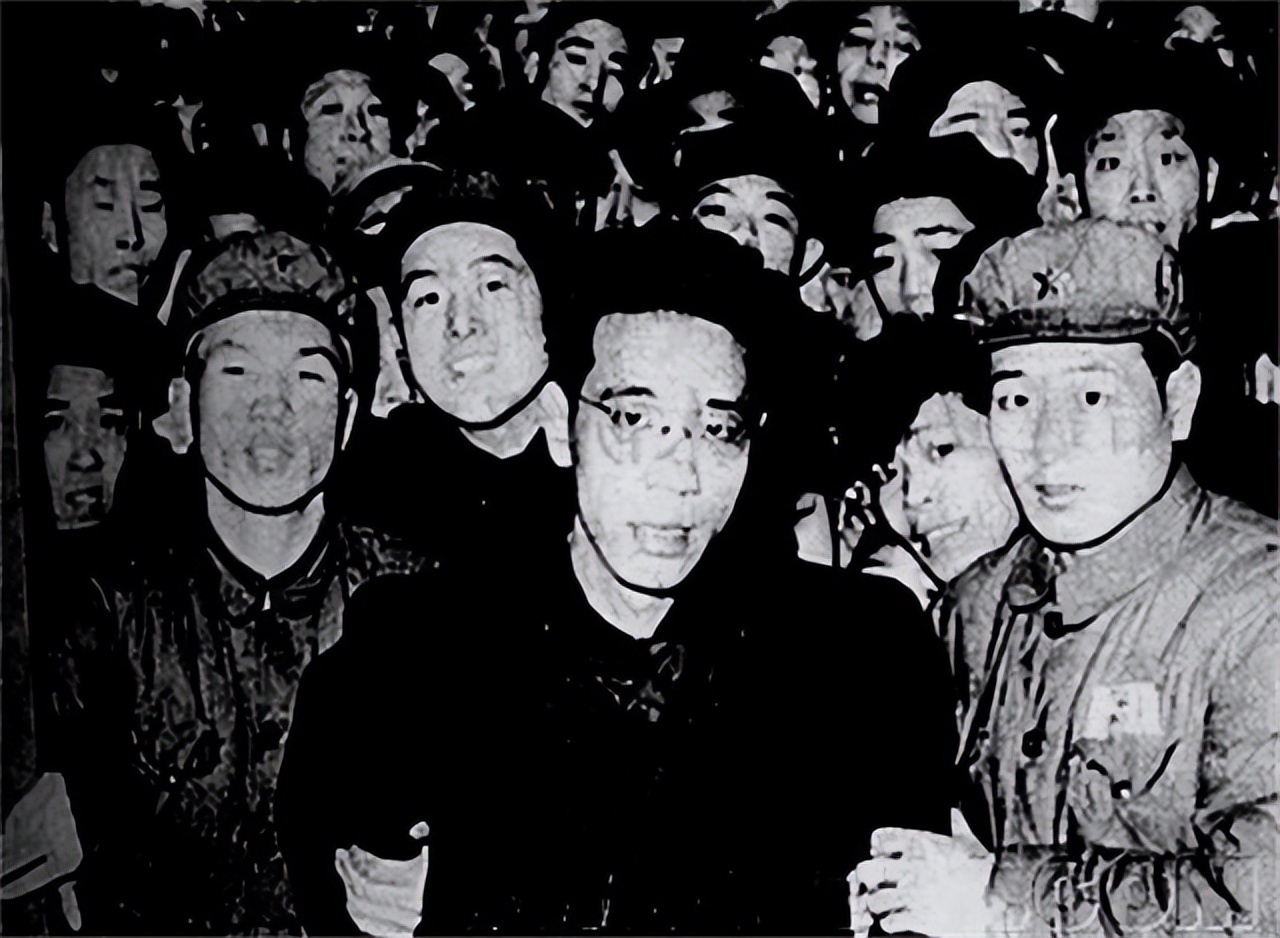 1951年奸商卖假药给志愿军，致1万多名战士身亡，主席：下追杀令