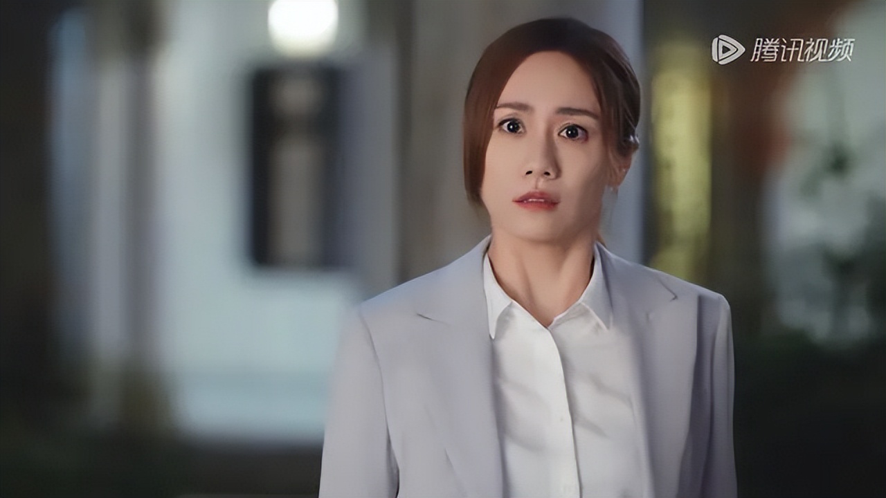 好家伙！开播拿下榜单第1，爱奇艺重磅强推，这剧真的越看越上瘾