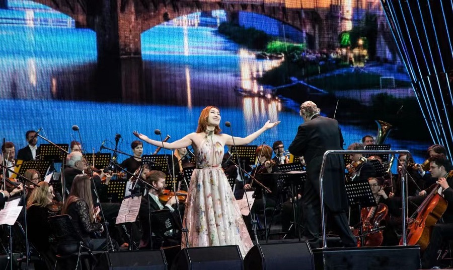 女高音王冰冰,女高音王冰冰视频完整版