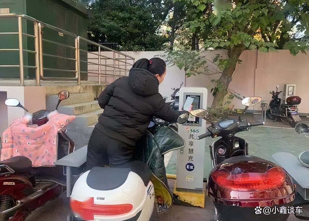 电动车多久不充电电池不会损坏,电动车怎么充电才不会充坏