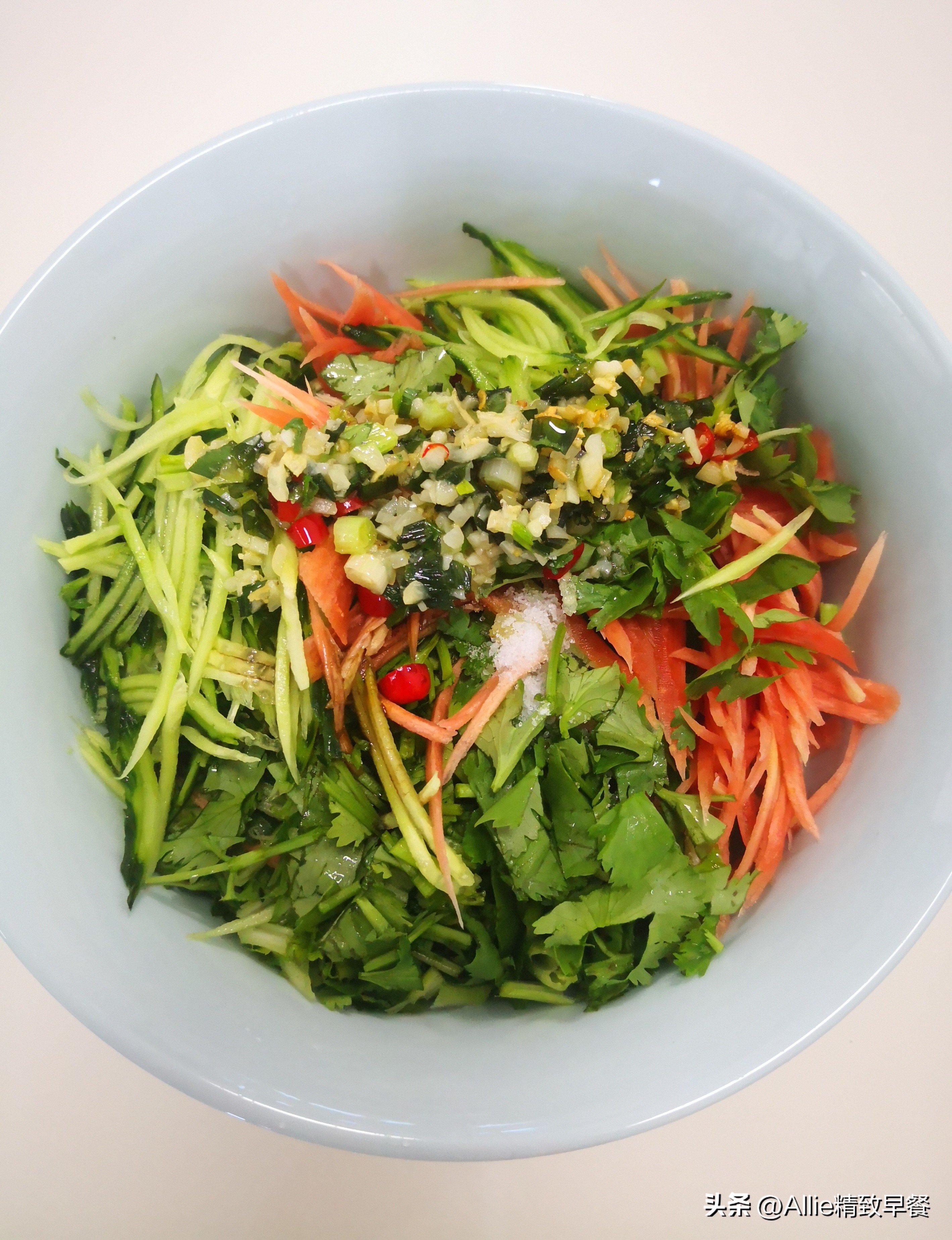 天气太热不想吃大鱼,凉拌莜面详细做法