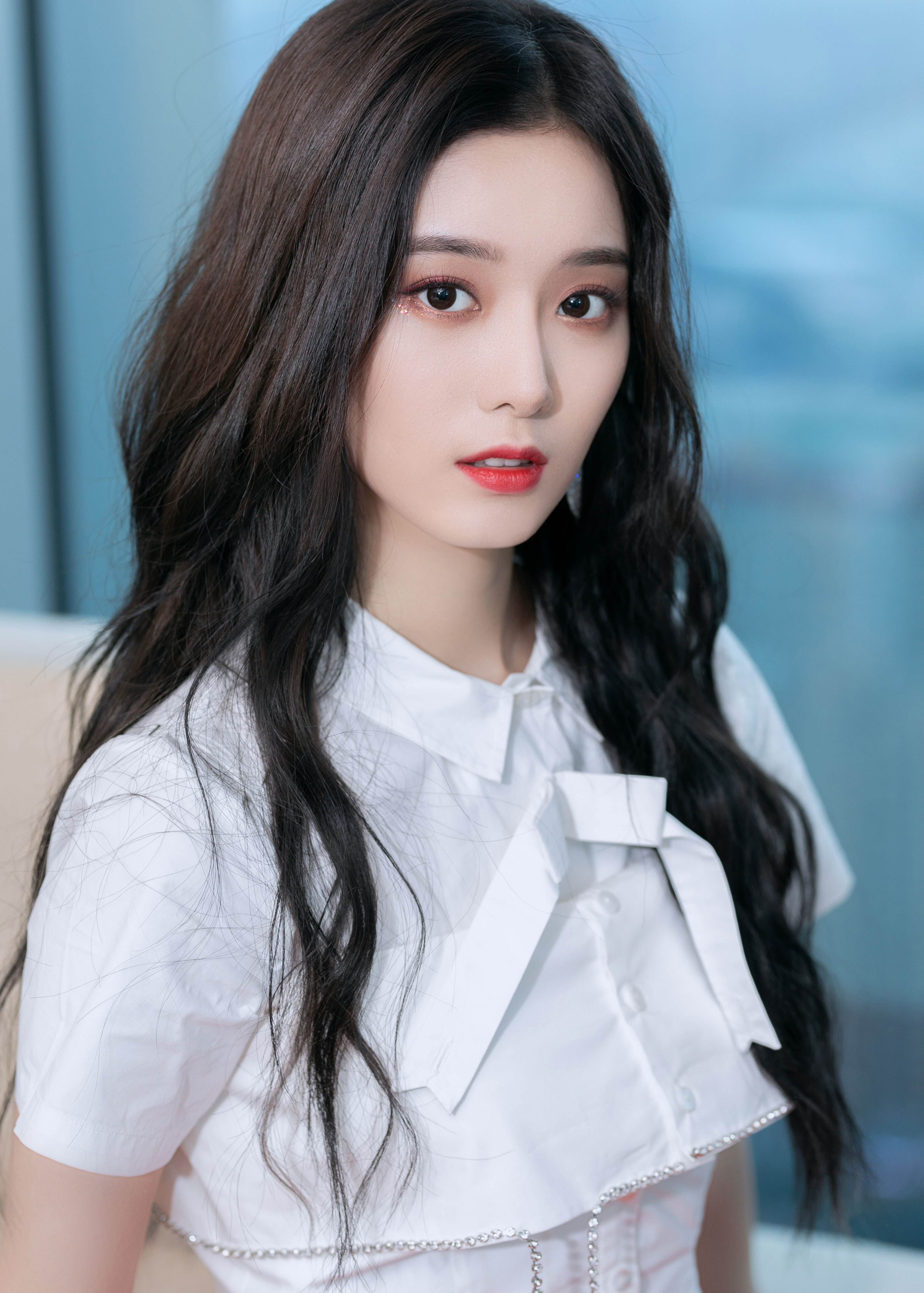 仅仅3天，娱乐圈的瓜就这么生猛？失联、家暴、诈骗，应有尽有