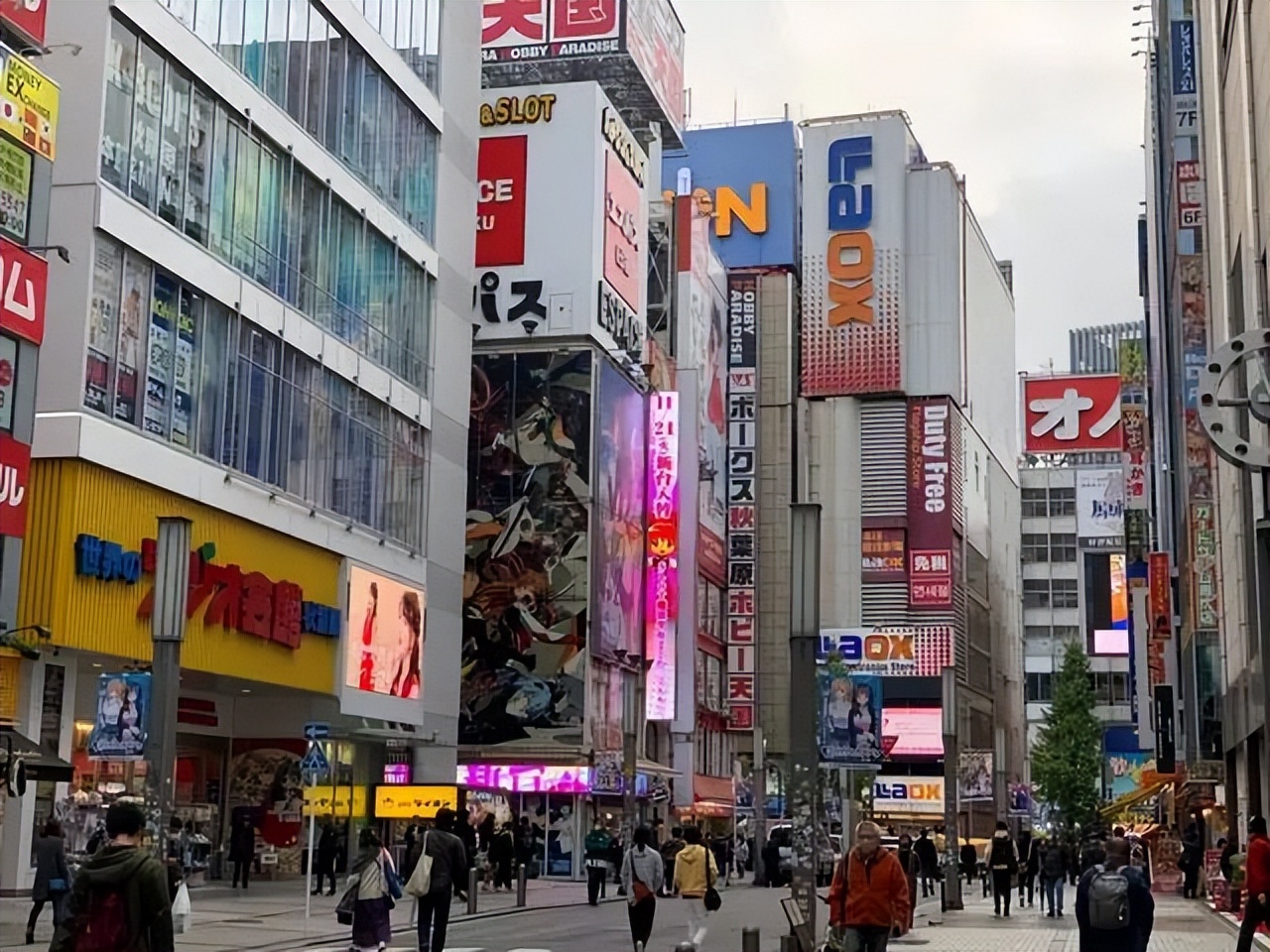 二次元潮流服装店,二次元店铺创业计划