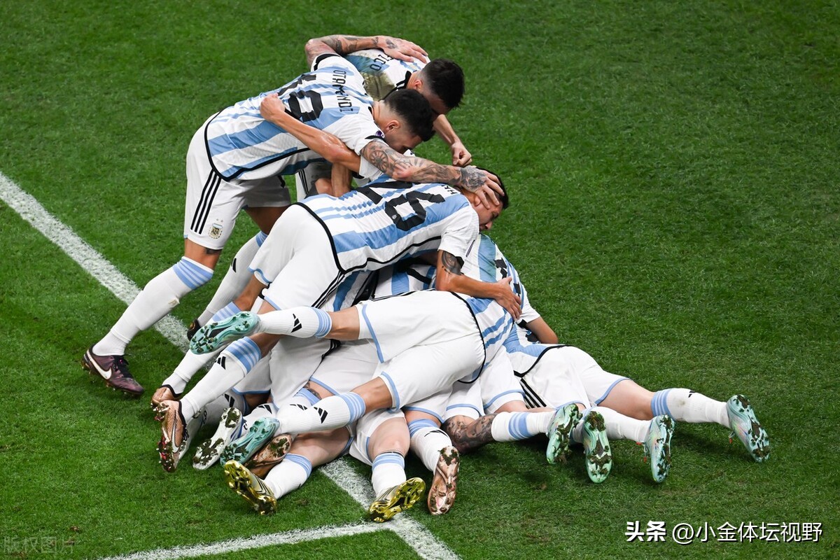 一触即发！阿根廷首发出炉，梅西领衔最强阵，欧冠冠军紧急驰援