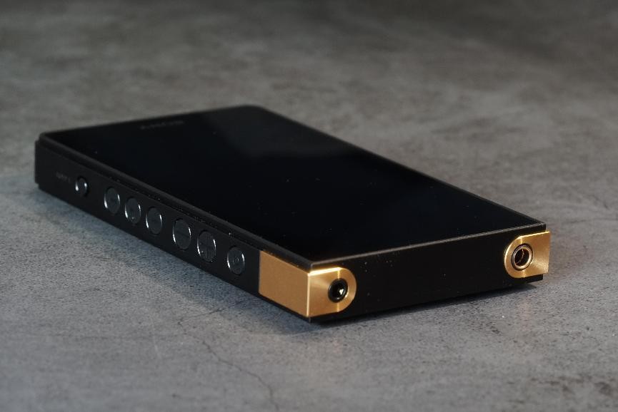 索尼耳机销量,索尼随身听黑砖2代价格