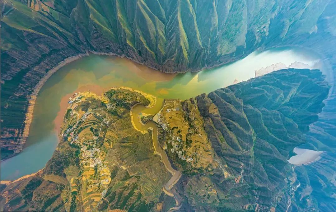 风中传来的气息,风中传来了苦咸的气息