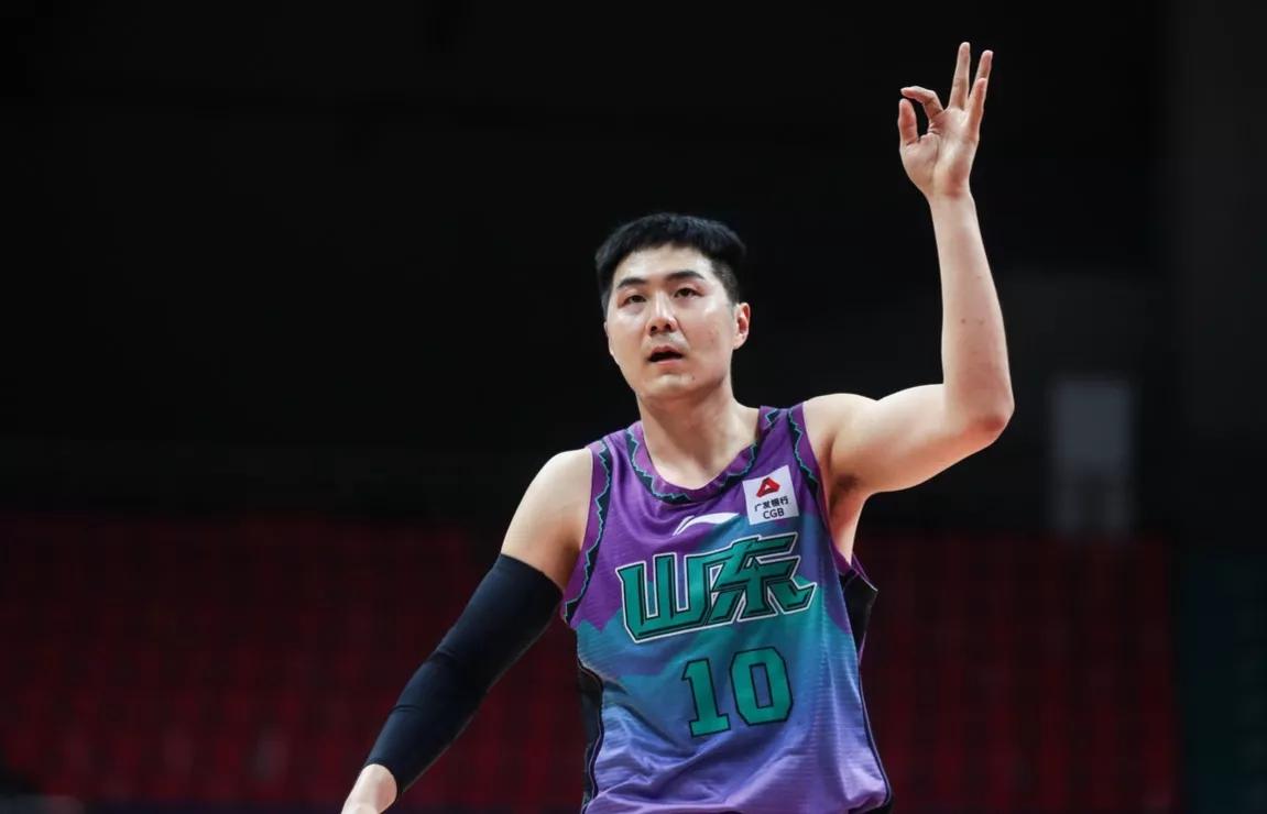 湾区翼龙连签数名cba球员,湾区翼龙队压哨三分