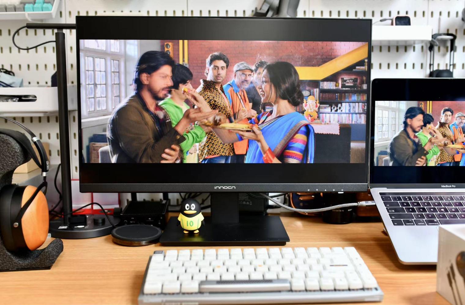 INNOCN办公美术显示器24C1F，色彩精准，专业护眼，KVM等一应俱全