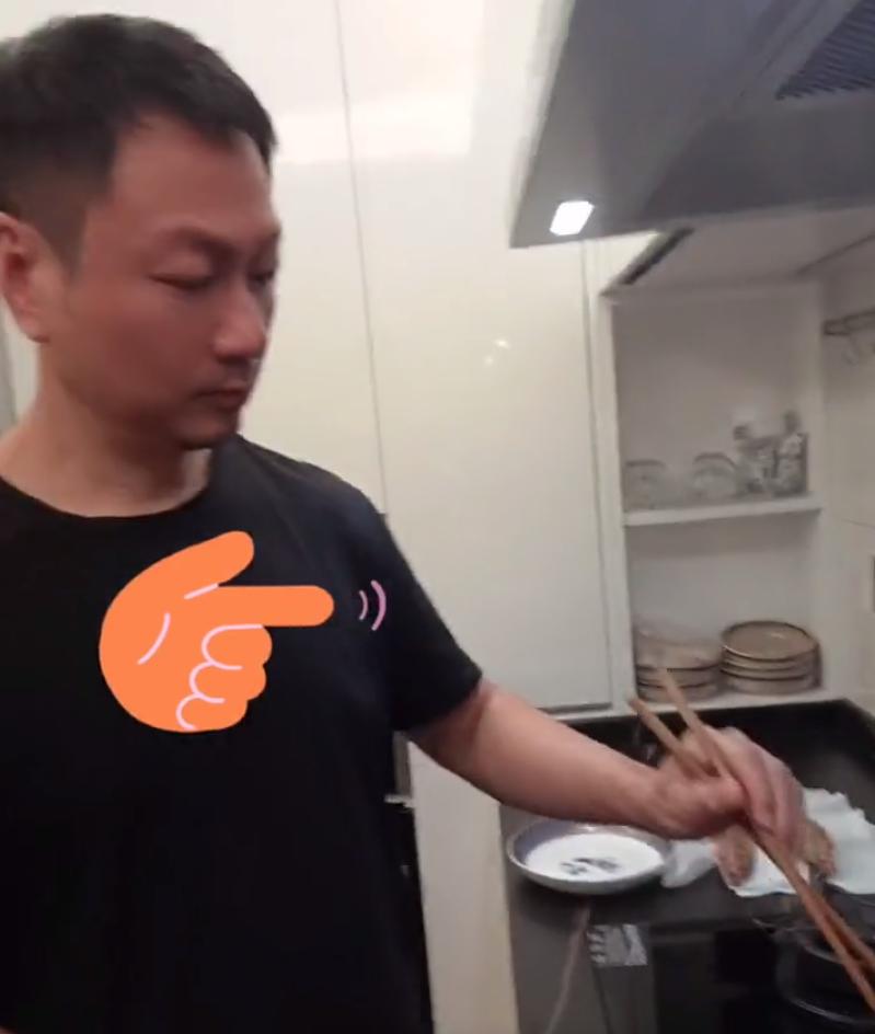 又一港星中山买房！57岁吴国敬至今未婚无儿无女，长居内地创业