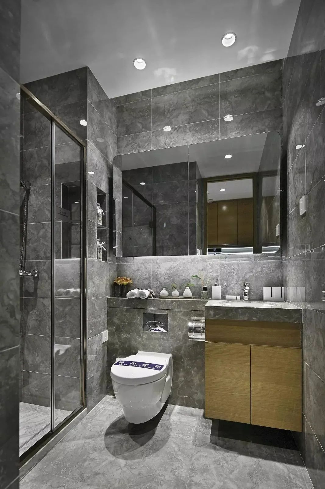 五个卫生间怎样装省钱,卫生间怎样装才最合理最好看