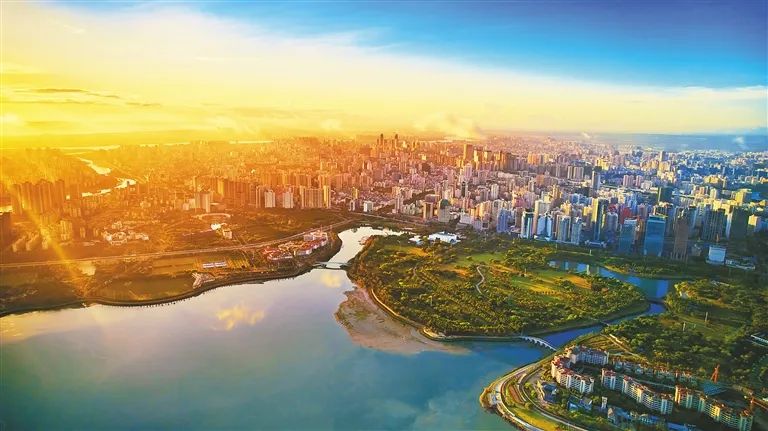 新的一年怎么干？海南19个市县委书记、市县长这样说→