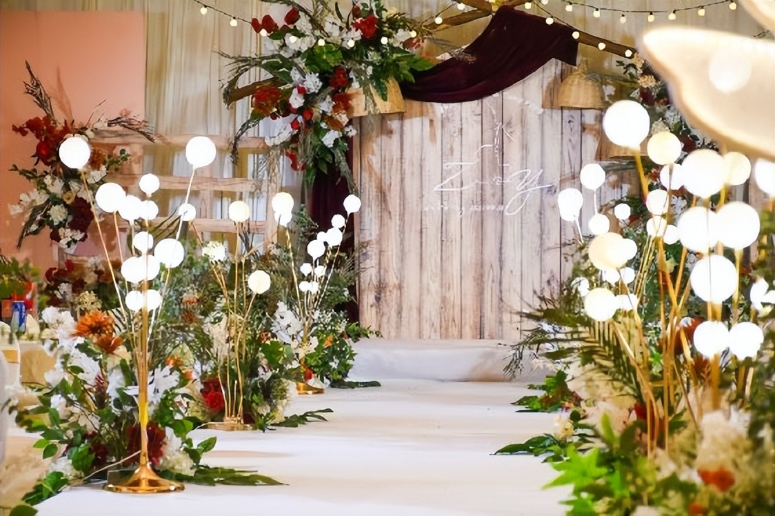 昆明佳华广场酒店餐厅介绍,昆明佳华广场酒店官网