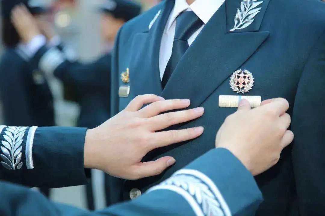 军队文职与直招军官,直招军官与军队文职