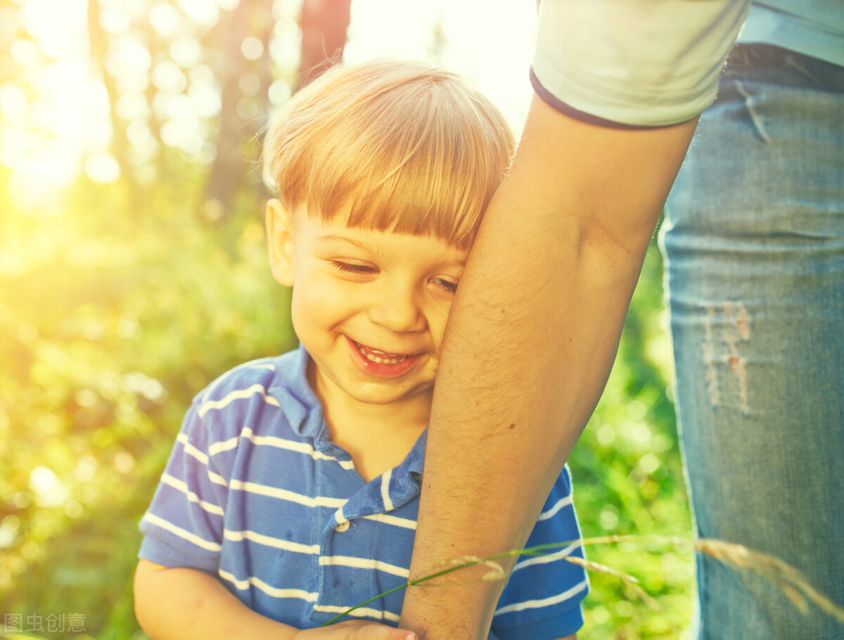媳妇买房婆婆让写孩子名字后续,真实故事得知丈夫买房儿子放狠话