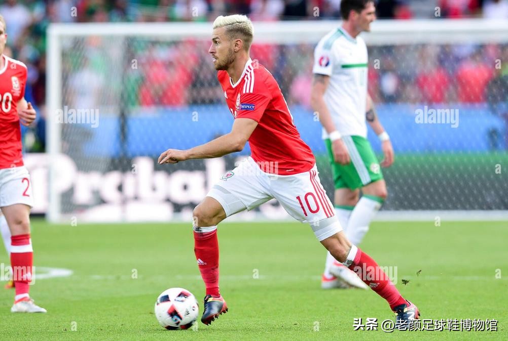 曼联英格兰队双料队长代言，最先将碳板植入足球鞋的品牌是它