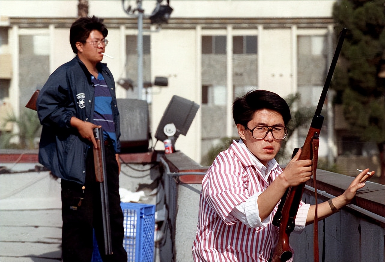 黑人不怕警察怕韩国人？一场自卫反击战让韩国人在美国获得尊重