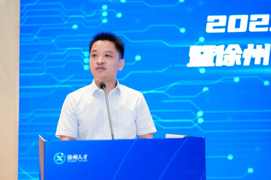 签约8个项目总投资135亿元,8项成果发布25个合作项目签约