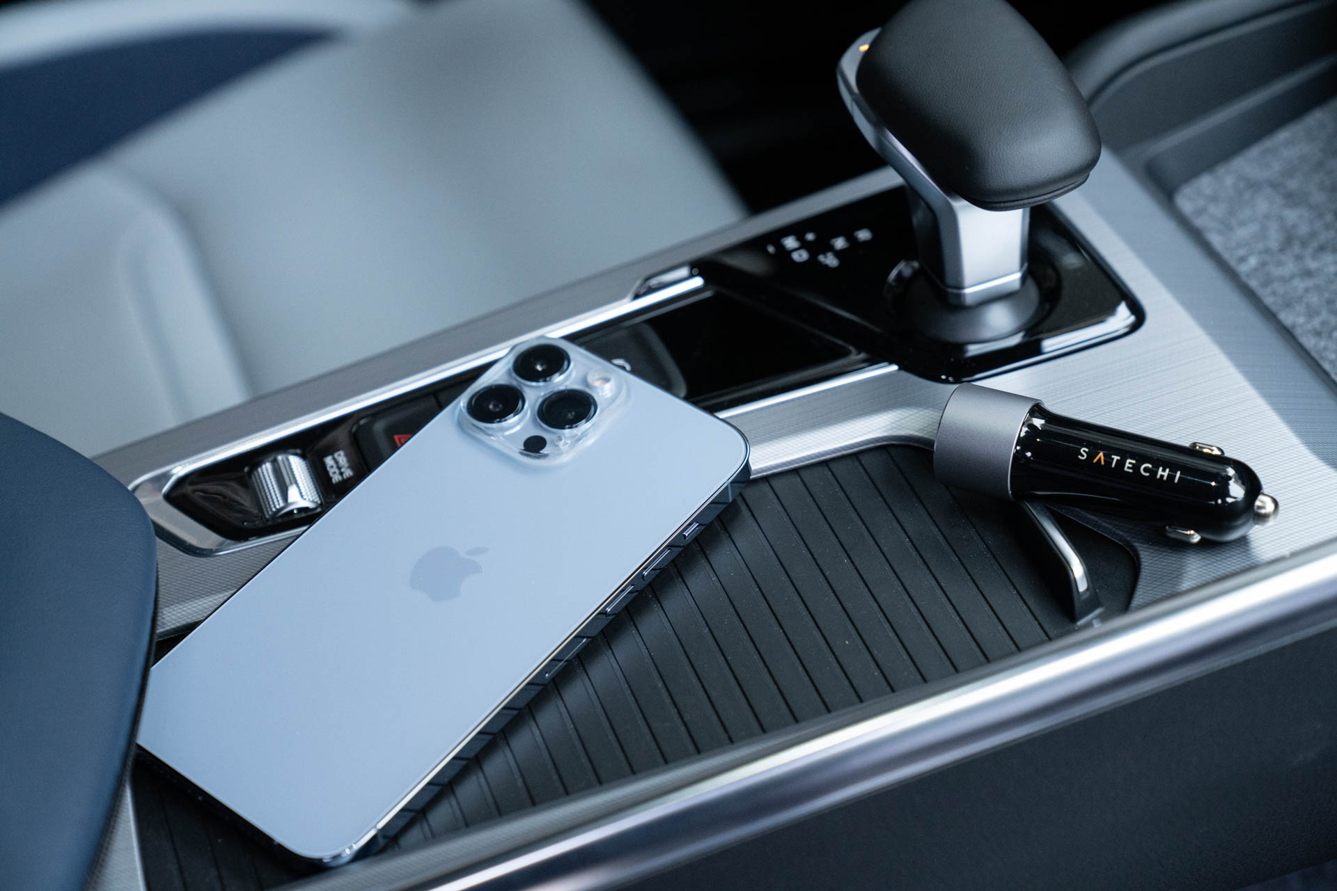 双机党iphone13promax,入手两个苹果手机怎么选择