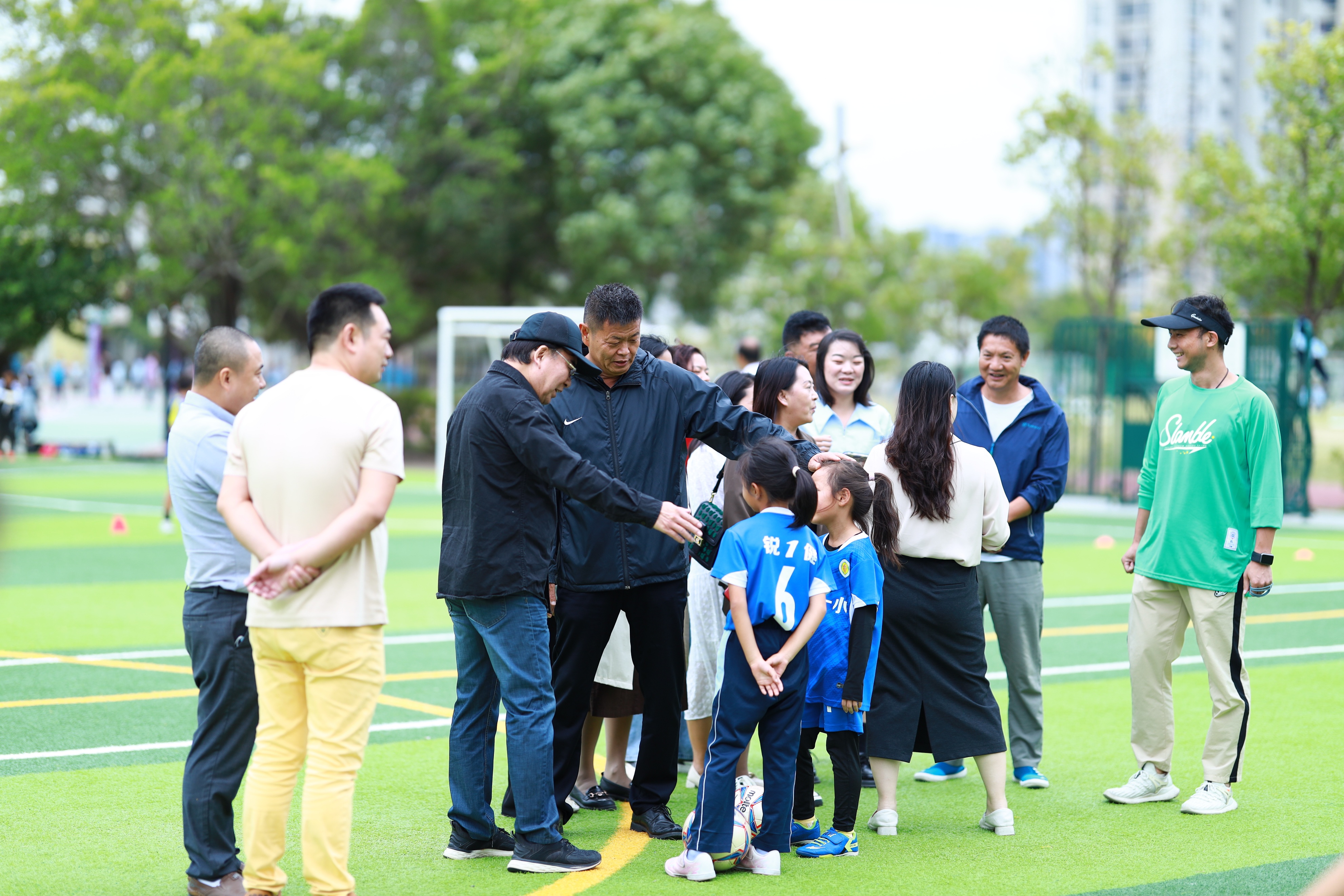 足球解说员韩乔生,韩乔生解说足球