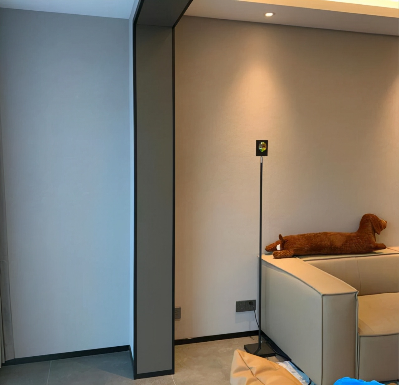 同样装修100平和200平差多少钱,同样100万二手房和新房