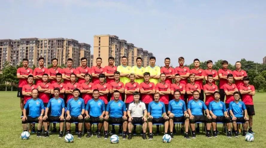 2022足球全家福高清图片,原成都五牛足球队照片和名单