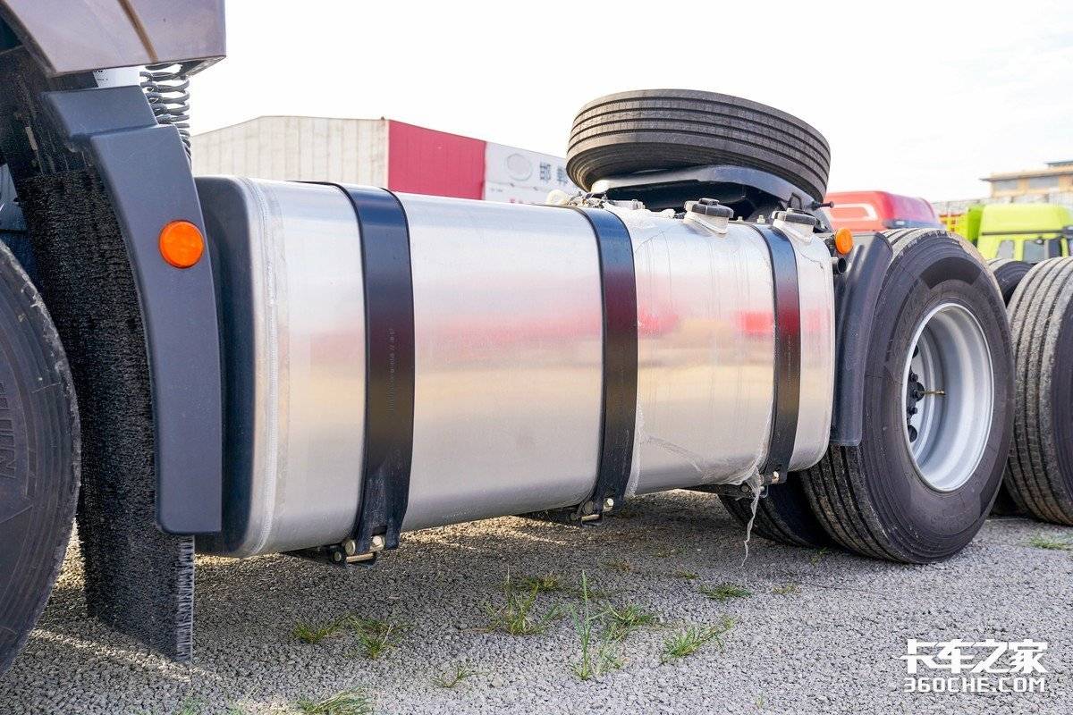 解放jh5牵引车潍柴500马力自动,解放jh62.0版500马力的潍柴发动机