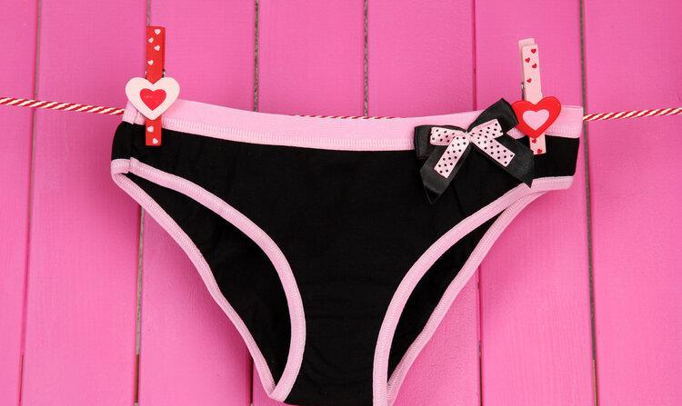 涓轰粈涔堝コ瑁や笂闈㈣瑜剁毐,涓哄暐濂崇敓瑁ゆ湁鎷夐摼