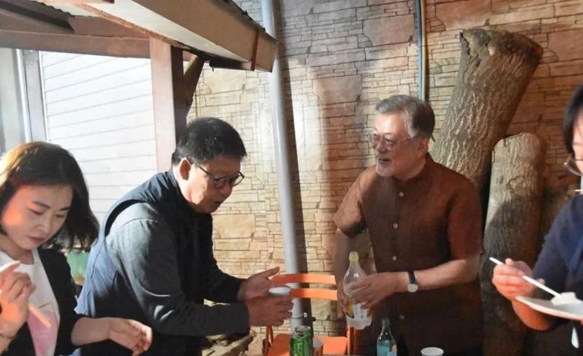 文在寅田园生活,文在寅是住在农村吗