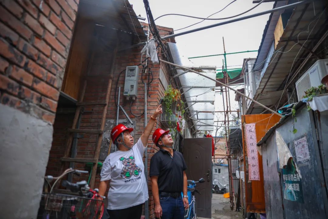 肖战默默守护的人是谁,是谁在默默守护你