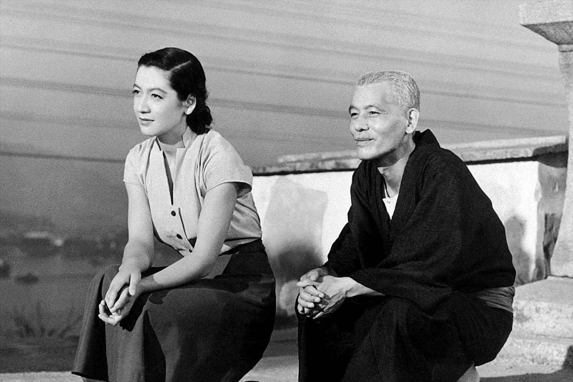 原节子和麦克阿瑟两人年龄差多少,日本女神原节子