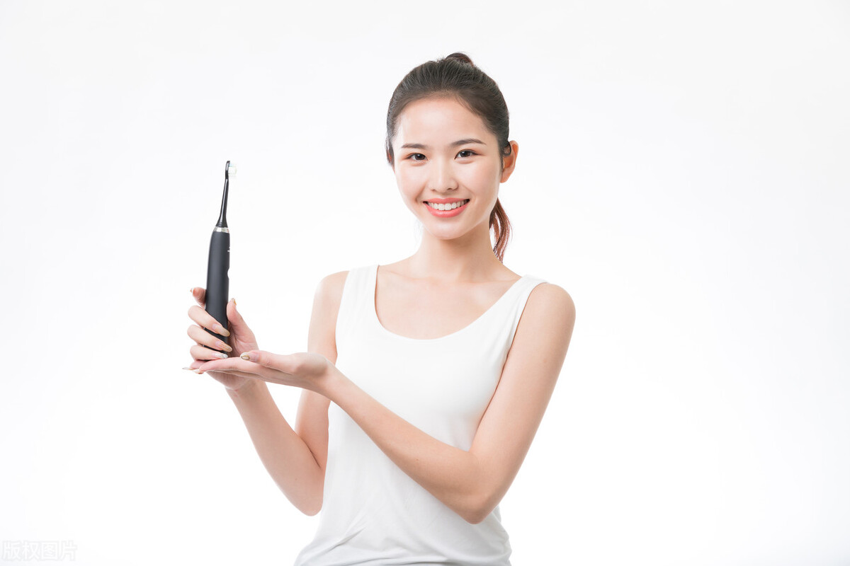 电动牙刷真的比普通牙刷好用么,电动牙刷和普通牙刷哪个更好测评