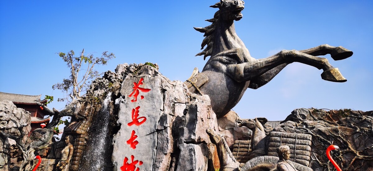 去云南旅游注意事项或建议有哪些,去云南旅游有哪些注意事项和要点