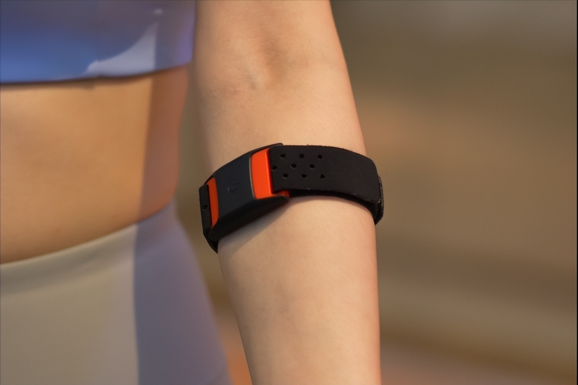 别人降价抢客户，这家健身房却靠智能设备扭转颓势