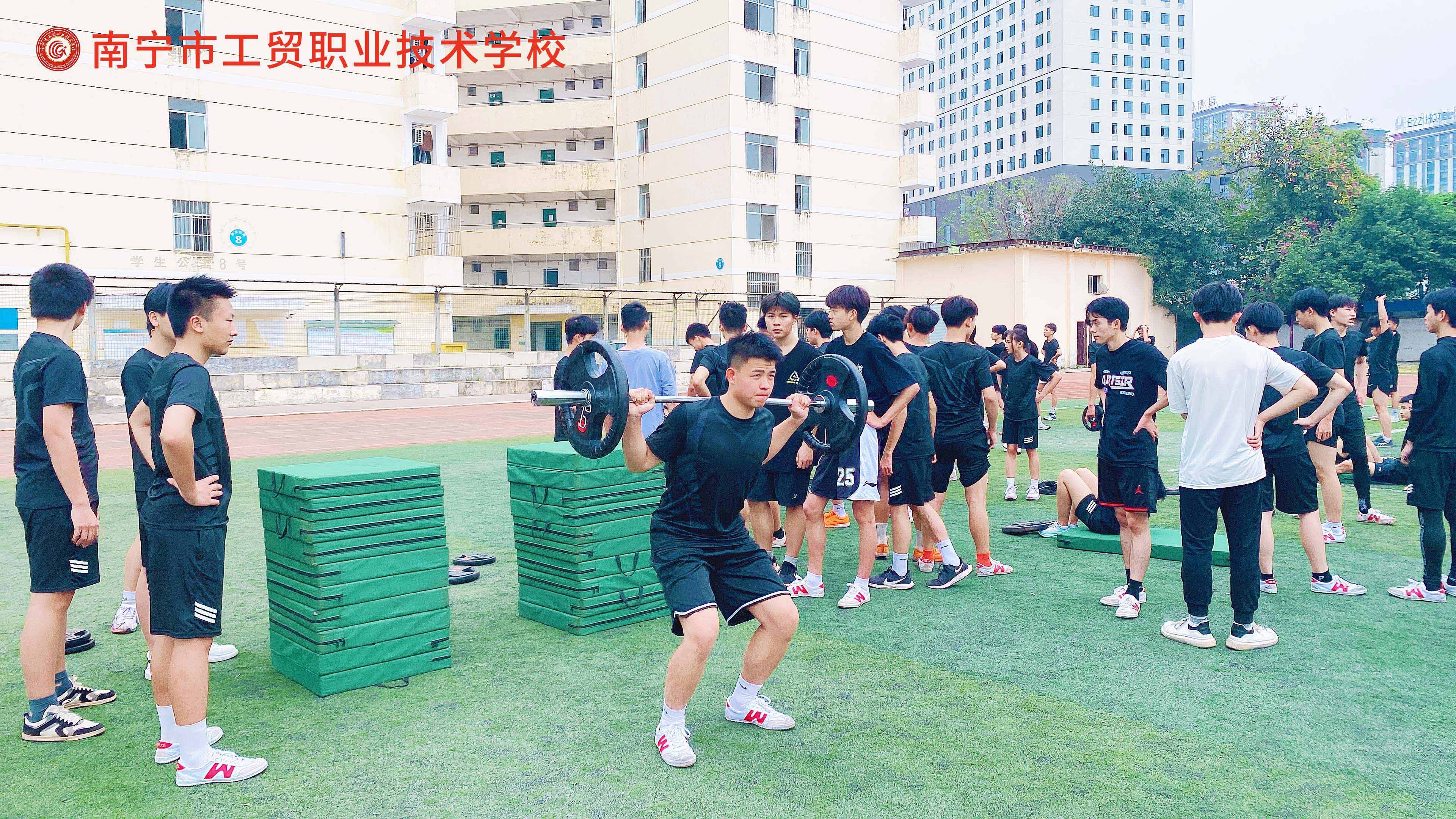 广西职高中专技校有哪些,广西职校招生咨询中专