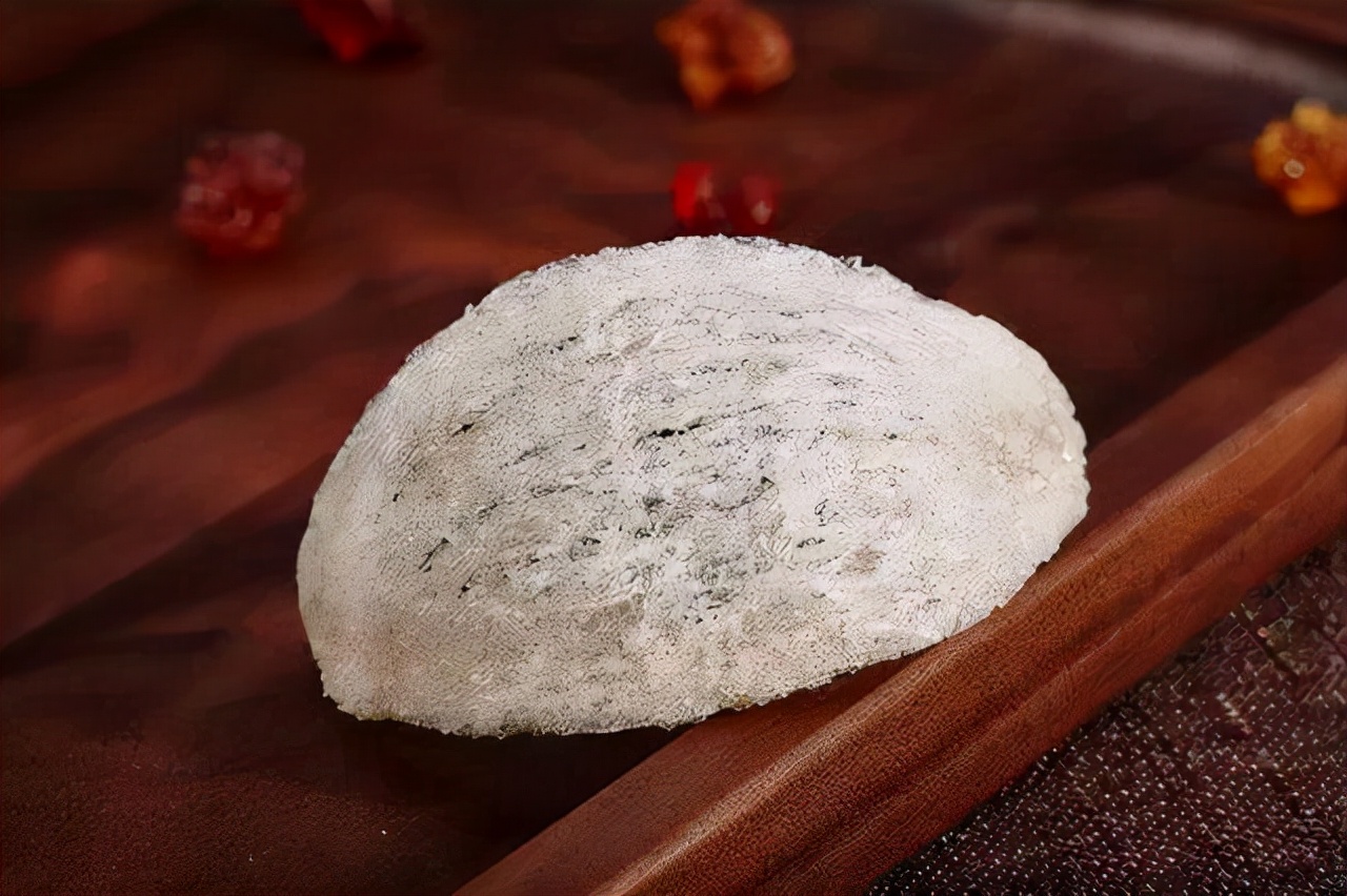 燕窝营养价值高于鸡蛋牛奶,燕窝营养价值不如牛奶和鸡蛋