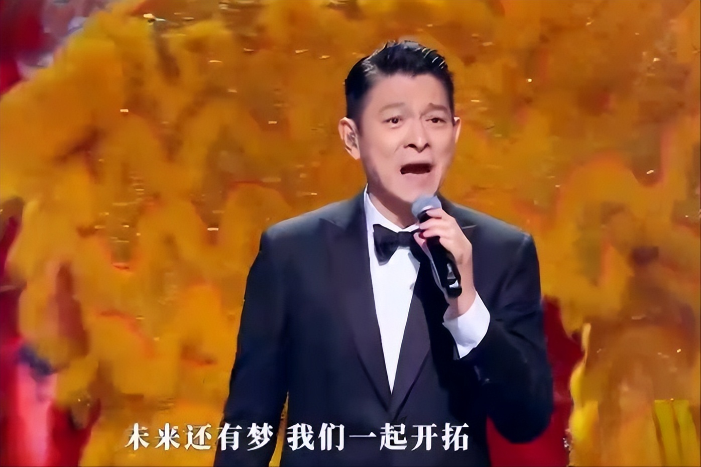 华晨宇和李宇春是什么关系,华晨宇和李宇春一起录的综艺