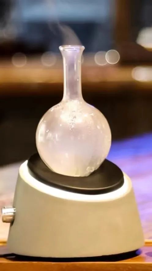 选择一台“适合你”的香熏机扩香，该考虑哪些条件？