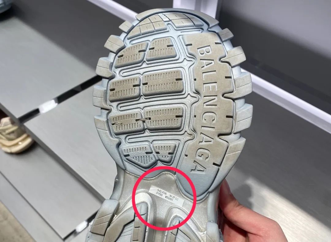 去奥特莱斯扫货的人都在哪卖货,北京去奥特莱斯买东西的是什么人