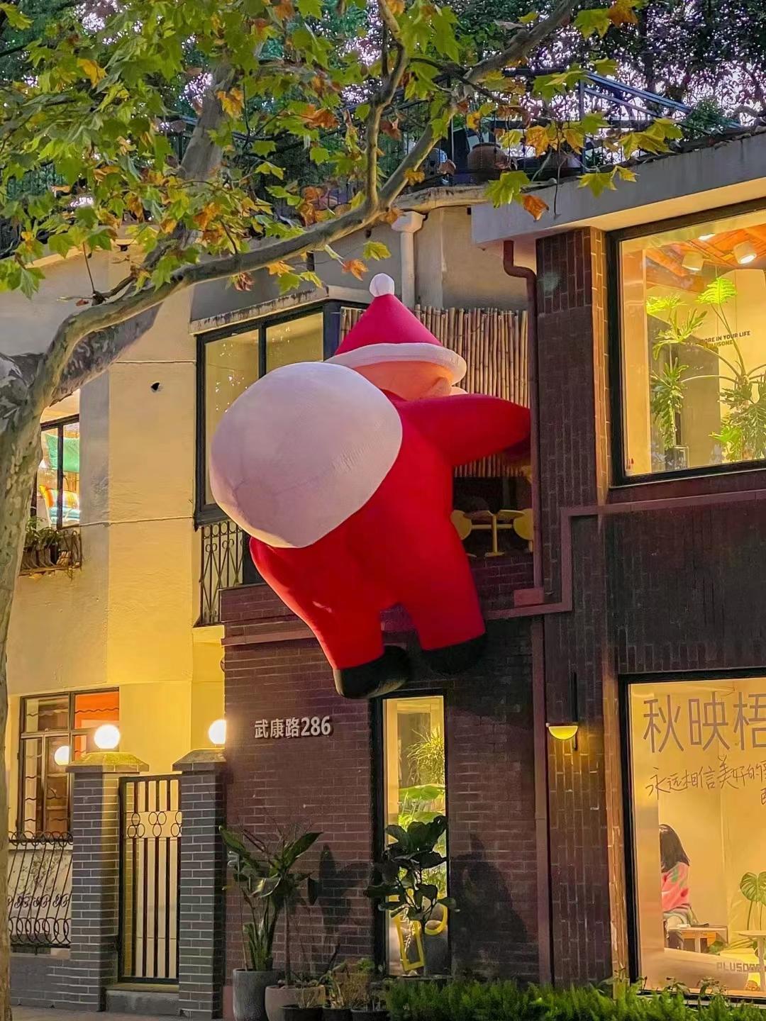 奢侈品秀场设计经典,奢侈品门店圣诞装扮