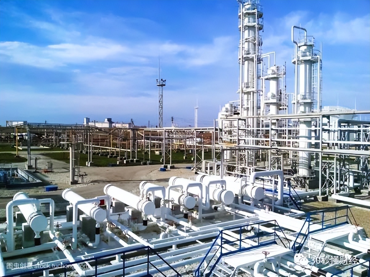 卡塔尔回应为世界杯花费2000亿,卡塔尔为什么要花2200亿办世界杯