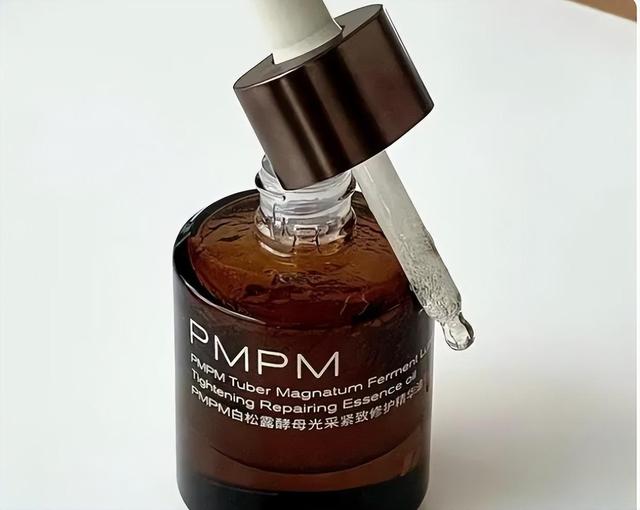 这个夏天能让你焕白肌肤的精华液,哪款精华保湿提亮皮肤