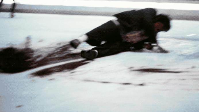 87岁开山鼻祖去世！那个拿命搏的港片时代，捧出的都是巨星