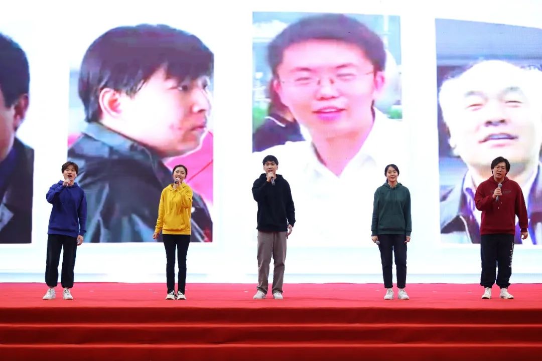 五位奥运冠军抢金牌,2021奥运冠军走进人民大会堂