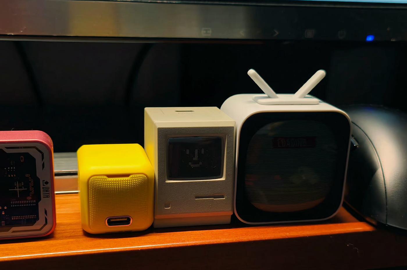 刚买的iPhone不好用？可能是打开方法不对，新用户请备好这些配件