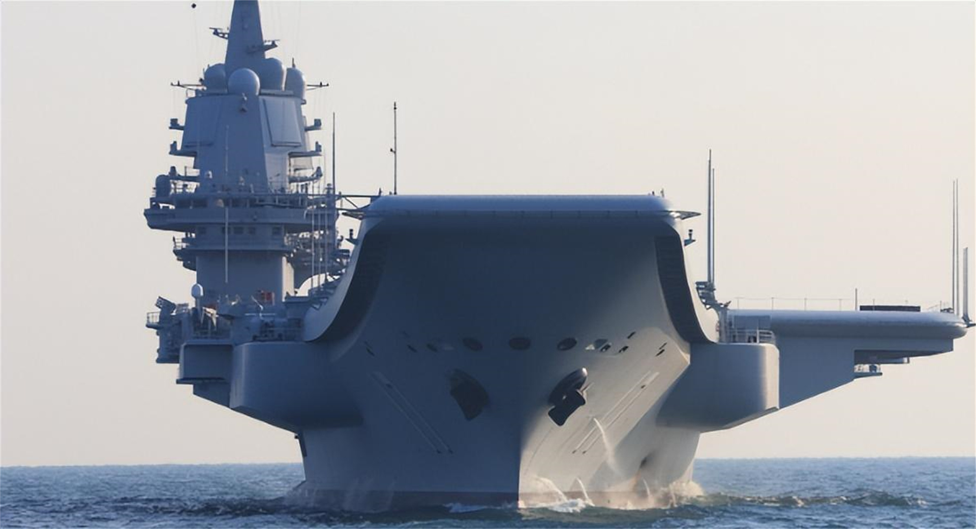 说到做到，对台制裁来了，大陆武统直取台岛斩首？统一再近一步